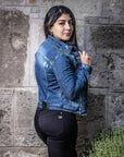 Chamarra de mezclilla stretch para mujer