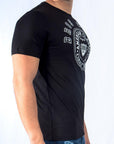 Imagen de lado playera cuello redondo con logo classic color negro marca Bros Club