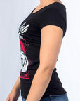 Imagen de lado playera cuello redondo con diseño de moto color negro para mujer marca Bros Club