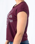 Imagen de lado playera sin mangas diseño classic color vino para mujer marca Bros Club