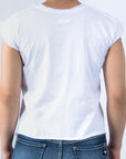 Imagen de espalda playera sin mangas lisa color blanco para mujer marca Bros Club