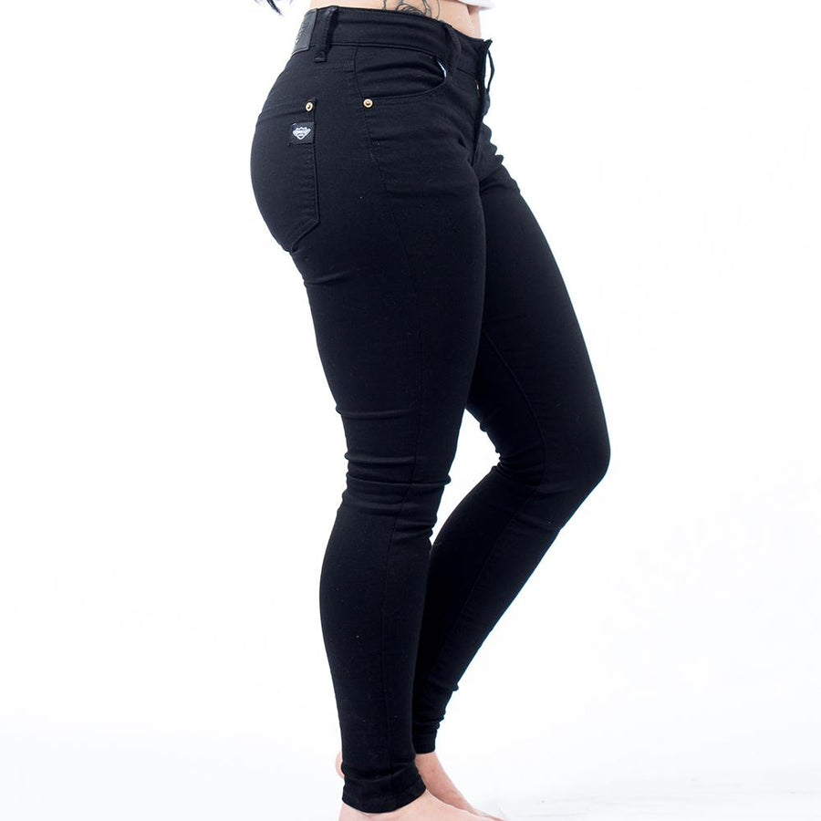 Imagen de lado jeans dama color negro marca Bros Club