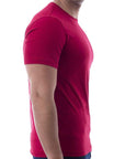 Playera de cuello redondo con silueta de logo bordado