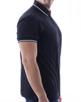 Playera tipo polo con logo bordado para hombre