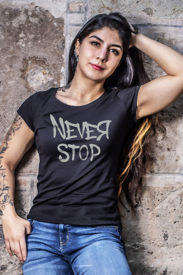 Playera mujer Never Stop