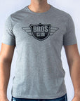 Imagen de frente playera cuello redondo con logo color gris marca Bros Club