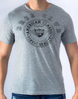 Imagen de frente playera cuello redondo con logo classic color gris marca Bros Club