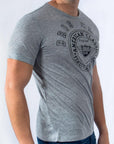 Imagen de lado playera cuello redondo con logo classic color gris marca Bros Club