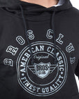 Imagen de acercamiento a sudadera cerrada con estampado color negro para hombre marca Bros Club
