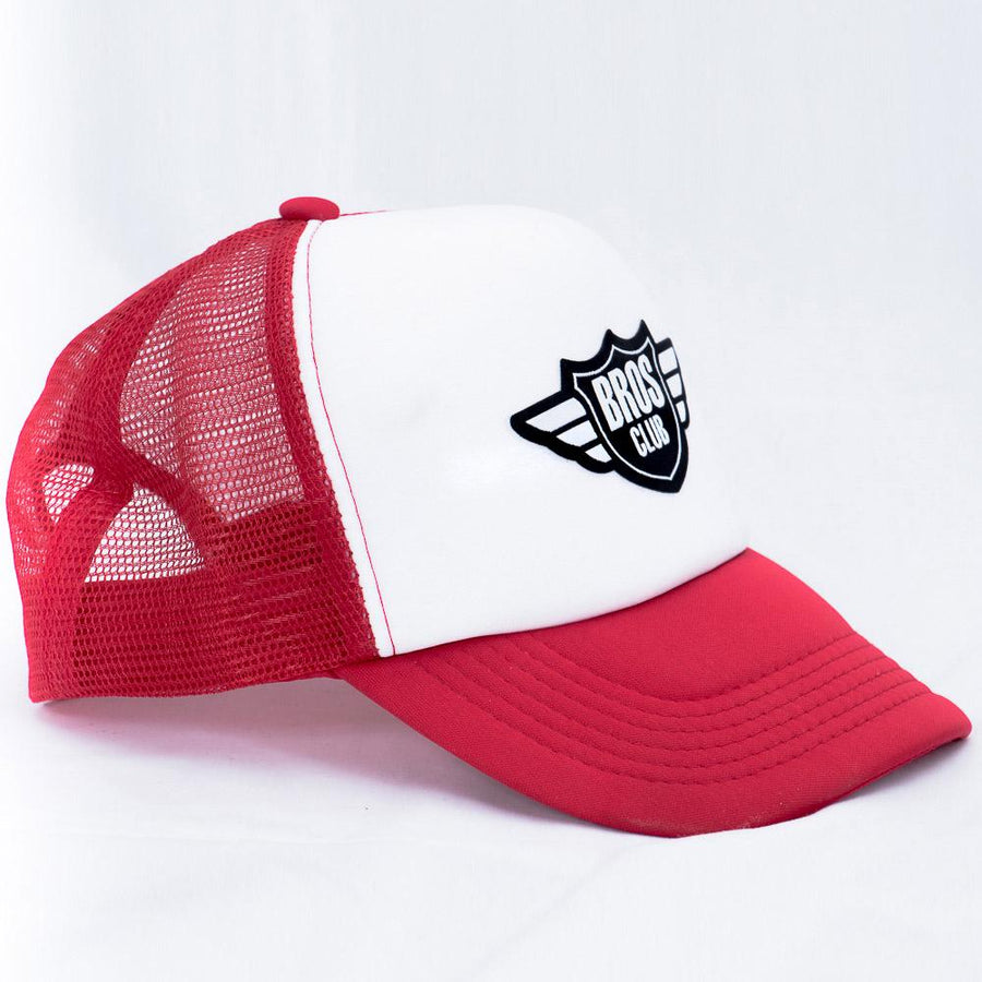 Imagen de lado gorra camionero color rojo marca Bros Club