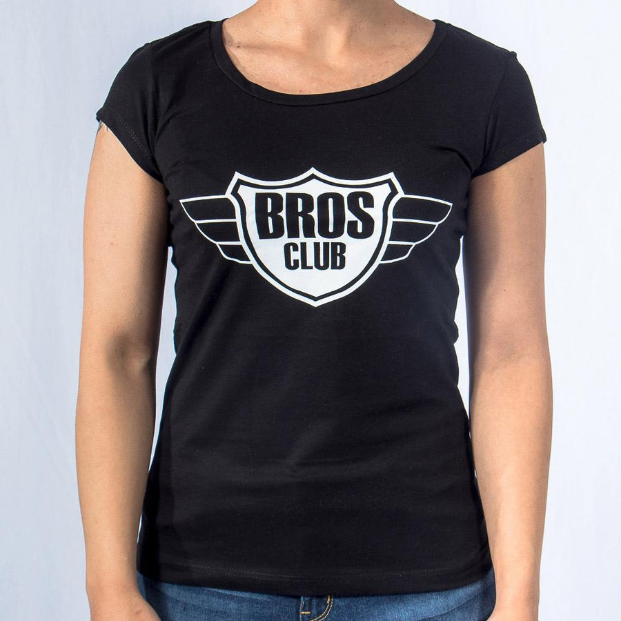 Imagen de frente playera cuello redondo con logo Bros Club color negro para mujer marca Bros Club