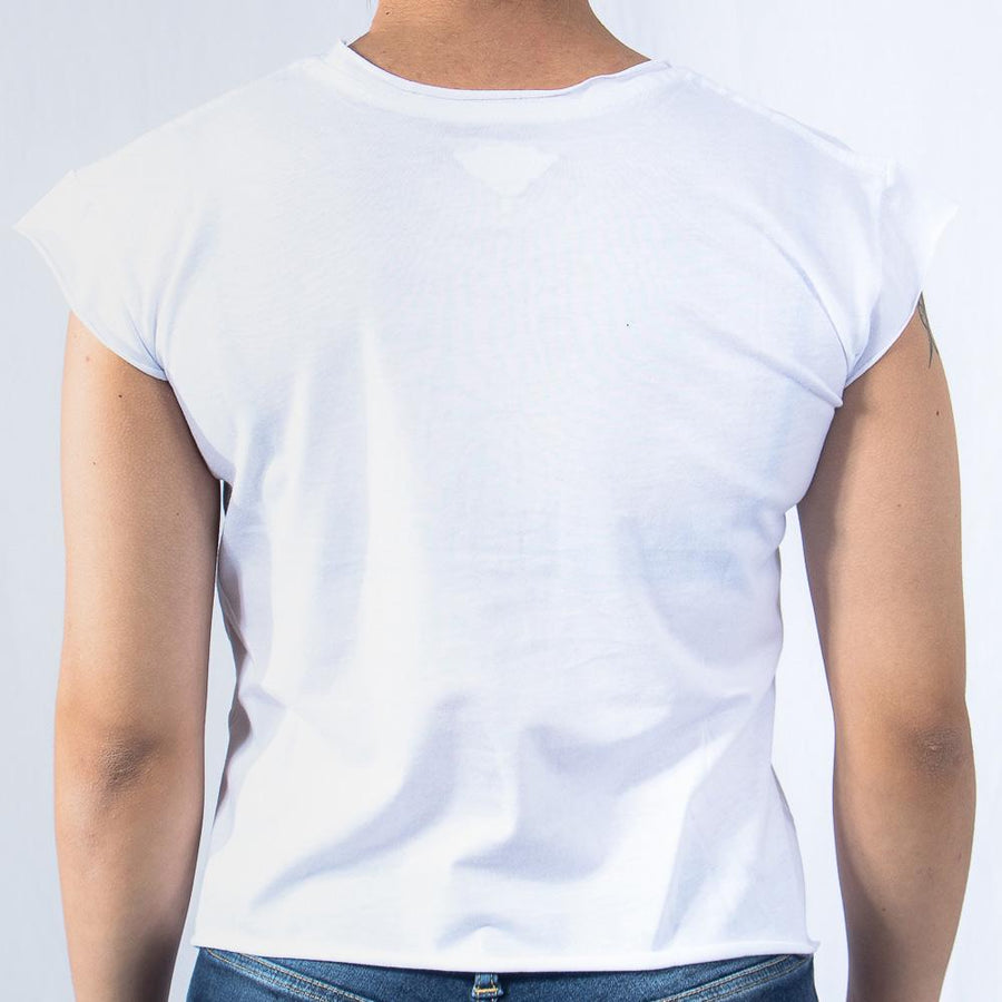 Imagen de espalda playera sin mangas diseño glitter color blanco para mujer marca Bros Club