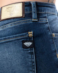 Imagen de etiquetas de jeans dama con parches de destruccion marca Bros Club
