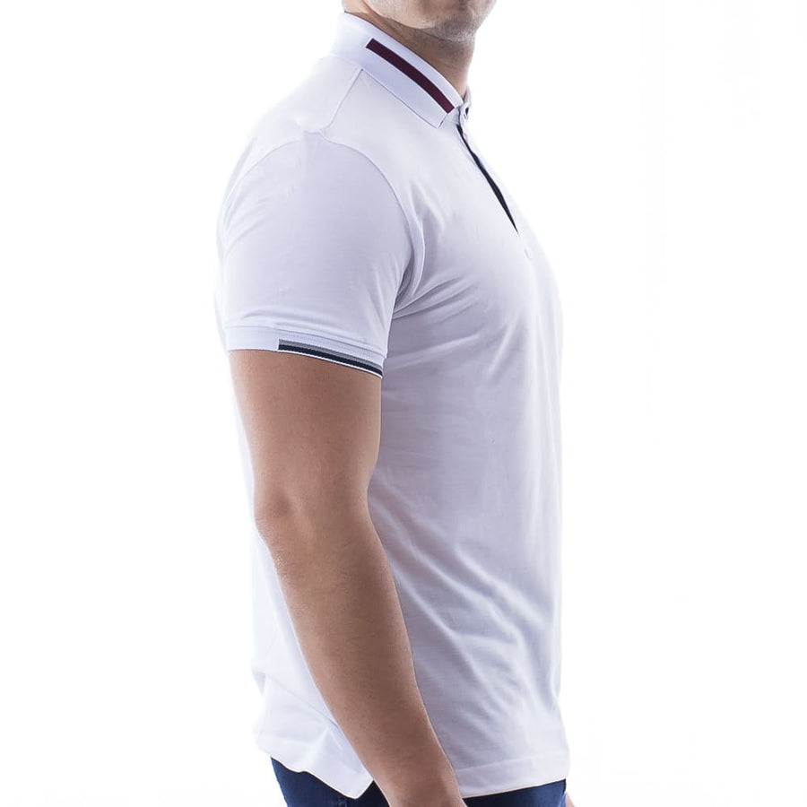 Playera tipo polo con logo bordado para hombre